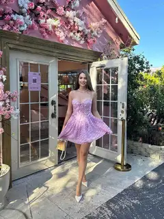 Victoria escort in London