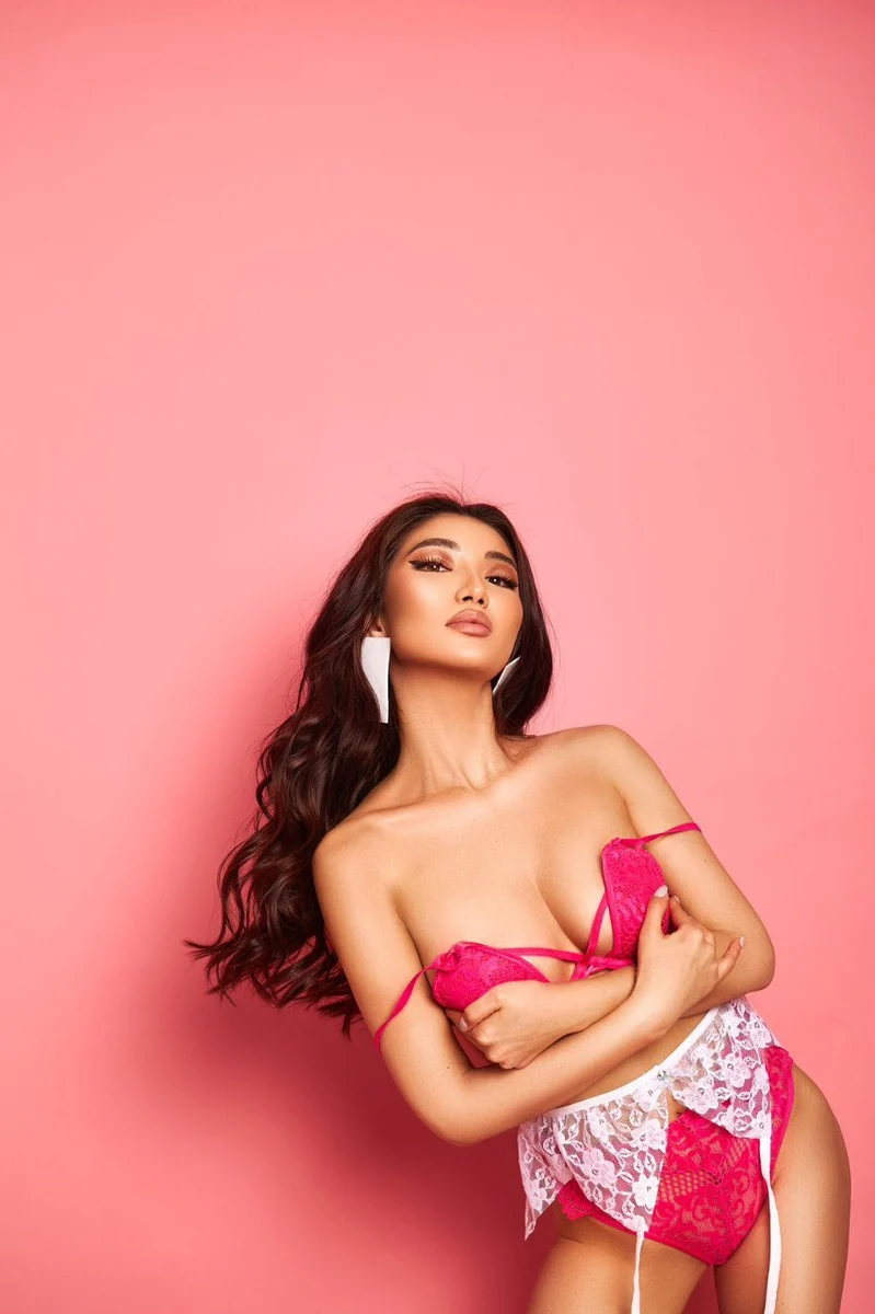 Zara escort in London